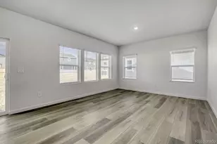 240 Mia Ln, Johnstown, CO 80534 - Photo 2