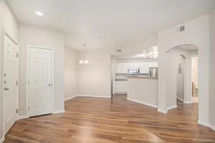 5705 N Genoa Way, Aurora, CO 80019 - Photo 6