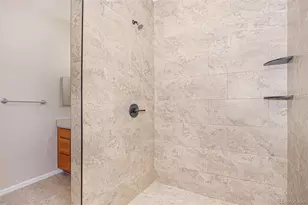 5705 N Genoa Way, Aurora, CO 80019 - Photo 18