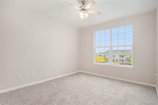 5705 N Genoa Way, Aurora, CO 80019 - Photo 14