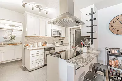 700 N Washington Street #207, Denver, CO 80203 - Photo 2