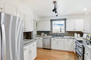 6886 S Pitkin St, Foxfield, CO 80016 - Photo 16