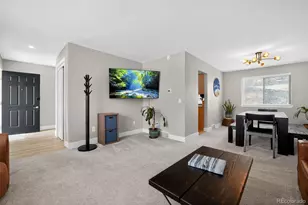 430 Dover Ct, Broomfield, CO 80020 - Photo 4