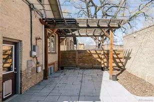 2218 Cherry St, Denver, CO 80207 - Photo 28