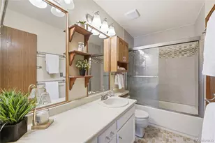 21642 E Alamo Pl, Centennial, CO 80015 - Photo 16