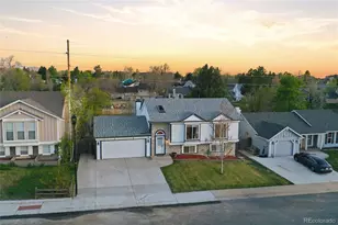 21642 E Alamo Pl, Centennial, CO 80015 - Photo 2