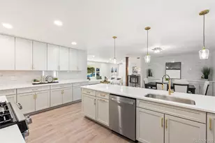 3831 S Hillcrest Dr, Denver, CO 80237 - Photo 16