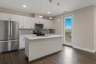 2374 S University Blvd, Denver, CO 80210 - Photo 8