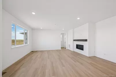 6381 Hidden River Avenue, Loveland, CO 80538 - Photo 2