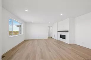 6381 Hidden River Ave, Loveland, CO 80538 - Photo 2