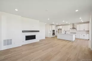 6381 Hidden River Ave, Loveland, CO 80538 - Photo 4