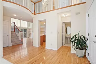 2297 S Lima Ct, Aurora, CO 80014 - Photo 8