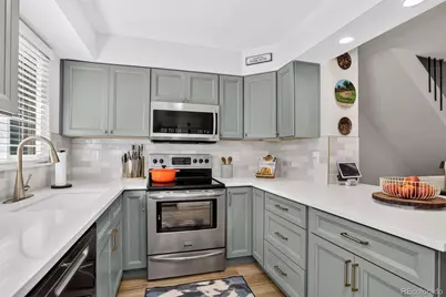 11986 E Kepner Drive, Aurora, CO 80012 - Photo 12