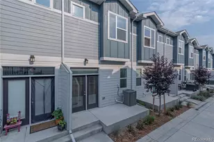 1049 Oak Cir, Lakewood, CO 80215 - Photo 2