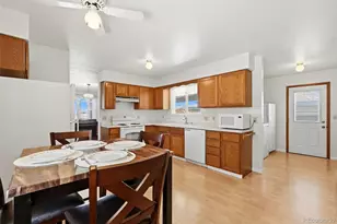 11 Sunset Ct, Hudson, CO 80642 - Photo 4