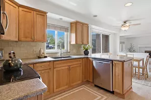 5576 W Hinsdale Pl, Littleton, CO 80128 - Photo 10