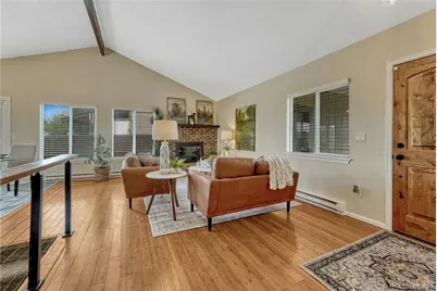 1050 S Waco Way, Aurora, CO 80017 - Photo 6