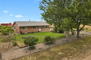 1847 Mountain View Dr, Erie, CO 80516 - Photo 4