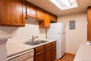 901 S Zeno Way, Aurora, CO 80017 - Photo 4