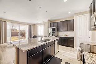 27824 E 9th Ln, Aurora, CO 80018 - Photo 2