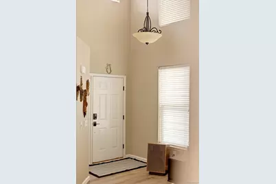 8976 Sanderling Way, Littleton, CO 80126 - Photo 6