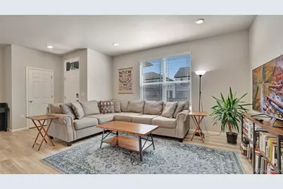 760 N Shawnee Street, Aurora, CO 80018 - Photo 8