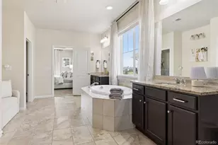 7585 S Quantock Ct, Aurora, CO 80016 - Photo 22