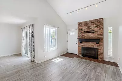 2892 W Long Circle #B, Littleton, CO 80120 - Photo 4