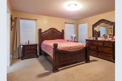 5560 Lewiston Street, Denver, CO 80239 - Photo 22