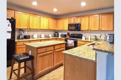 5560 Lewiston Street, Denver, CO 80239 - Photo 12