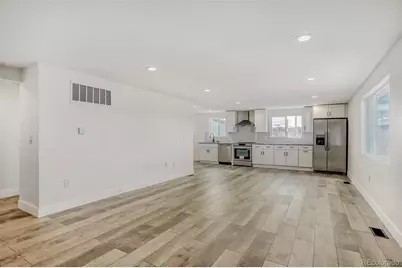 1057 Meade Street, Denver, CO 80204 - Photo 8