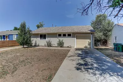 805 Kingston Street, Aurora, CO 80010 - Photo 2