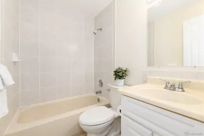 6879 S Roslyn Circle, Centennial, CO 80112 - Photo 26