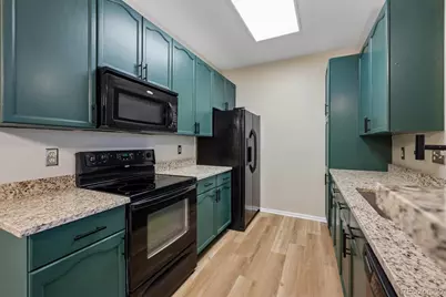 14333 E 1st Drive #102, Aurora, CO 80011 - Photo 6