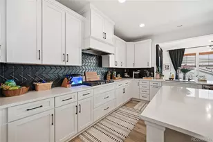 7254 S Waterloo Wy, Aurora, CO 80016 - Photo 6