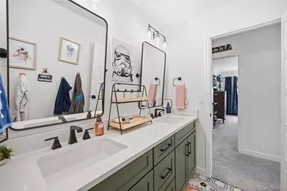 7254 S Waterloo Way, Aurora, CO 80016 - Photo 22