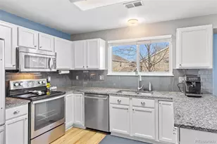 10566 Hyacinth Pl, Highlands Ranch, CO 80129 - Photo 2