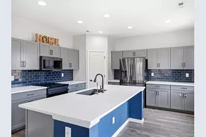 27934 E 7th Avenue, Aurora, CO 80018 - Photo 18