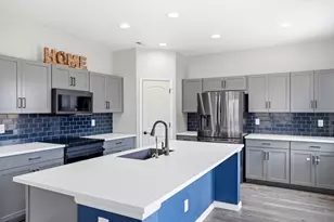 27934 E 7th Ave, Aurora, CO 80018 - Photo 18