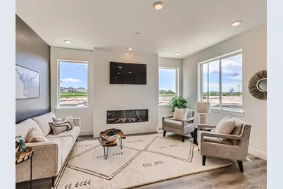1203 S Algonquian Street, Aurora, CO 80018 - Photo 2