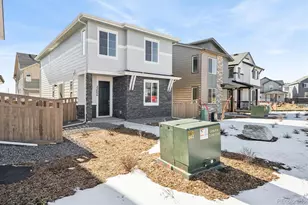22696 E 47th Pl, Aurora, CO 80019 - Photo 2