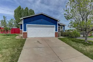 5853 S Quemoy, Centennial, CO 80015 - Photo 2