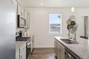 7438 E 157th Ave, Thornton, CO 80602 - Photo 12