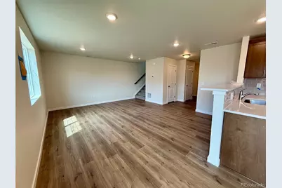 767 N Clubview Street, Watkins, CO 80137 - Photo 4