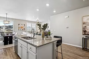 44 S Titus St, Aurora, CO 80018 - Photo 12