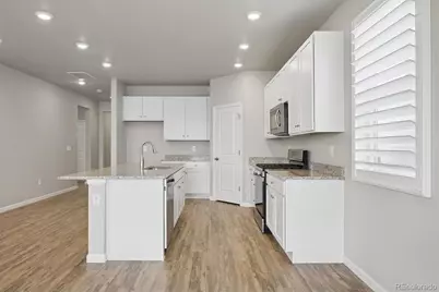 44 S Titus Street, Aurora, CO 80018 - Photo 6