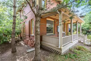 666 N Franklin St, Denver, CO 80218 - Photo 32