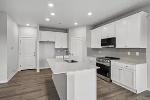 19054 E 93rd Dr, Commerce City, CO 80022 - Photo 8