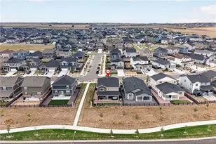 27536 E Byers Pl, Aurora, CO 80018 - Photo 2