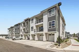 6153 N Ceylon St, Denver, CO 80249 - Photo 2